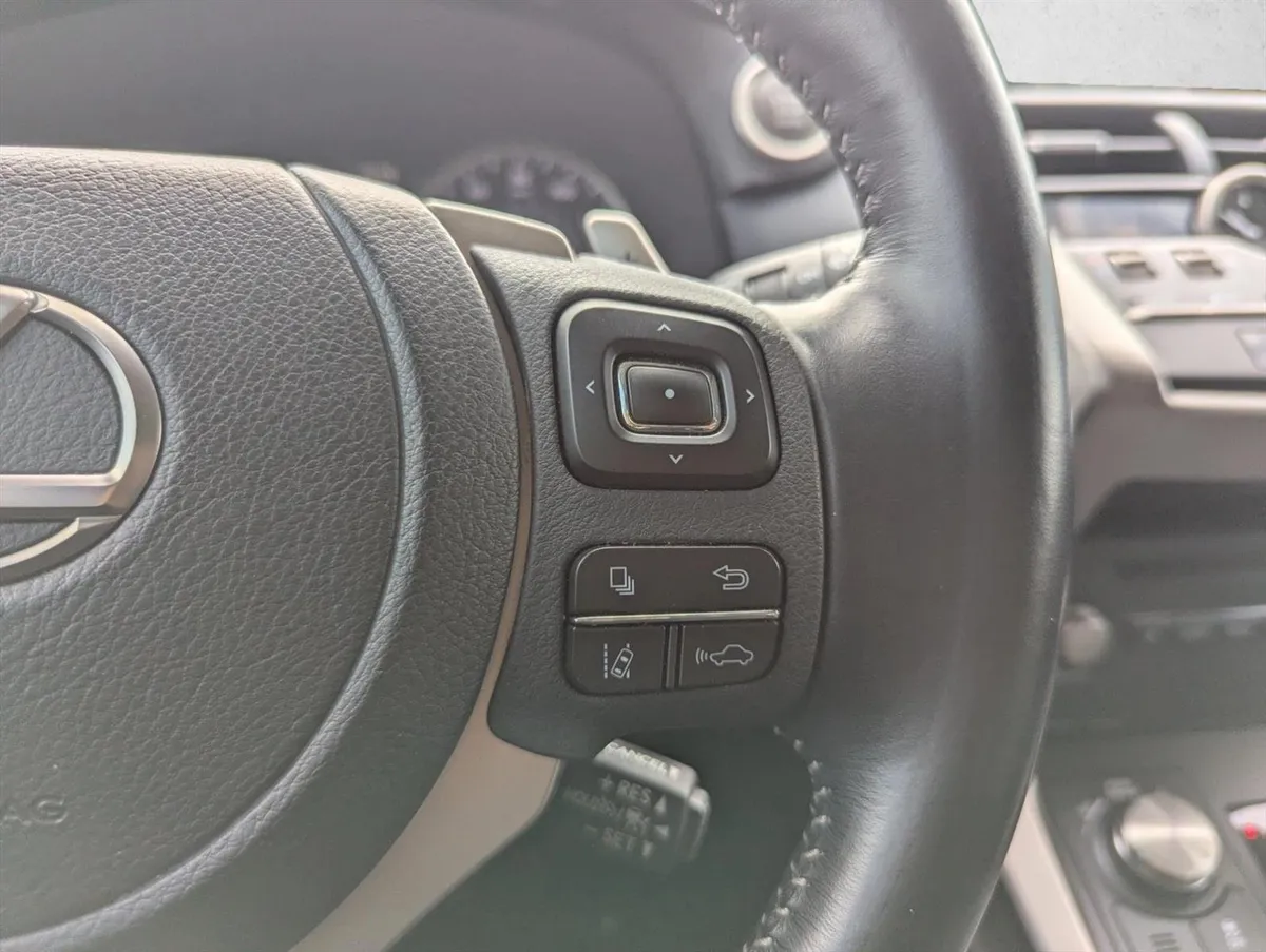 2021 Lexus NX NX 300 thumbnail 14