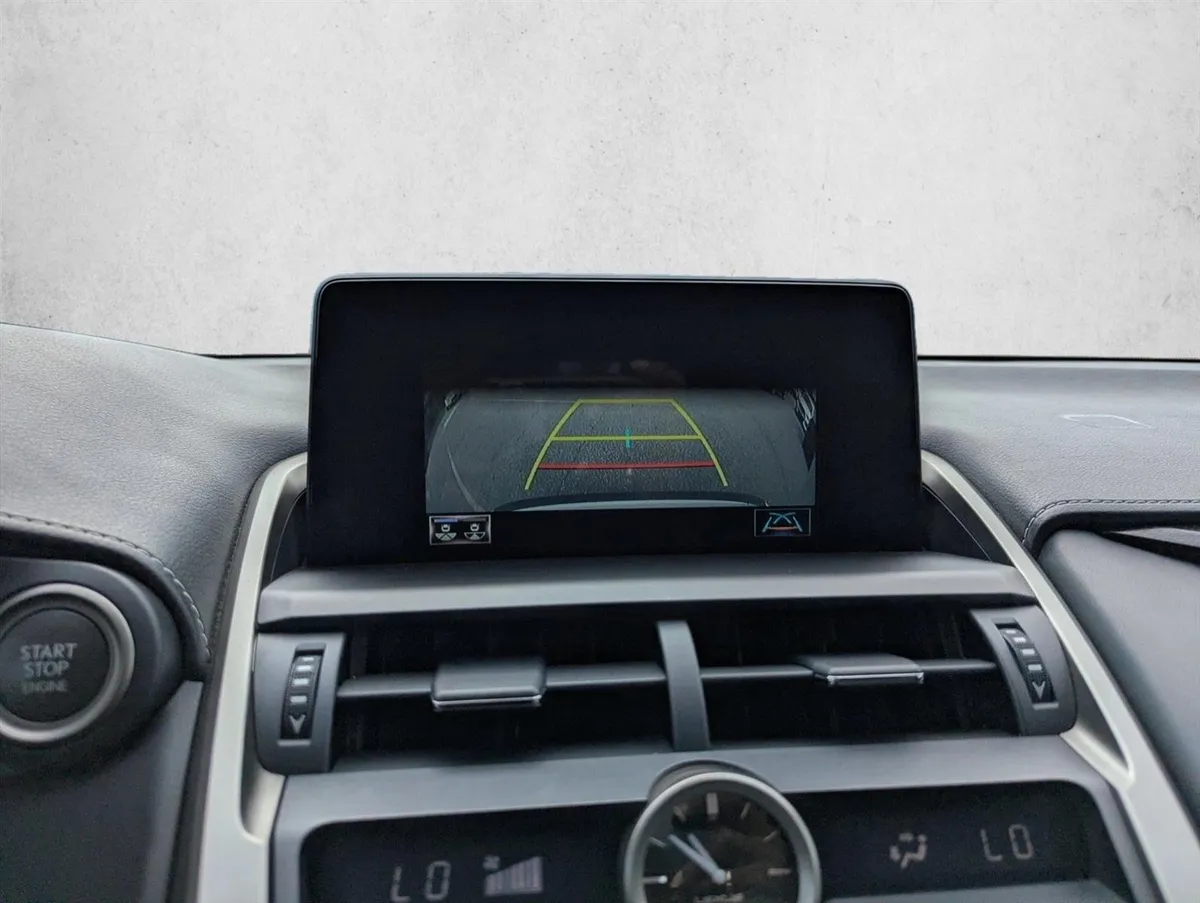 2021 Lexus NX NX 300 thumbnail 18