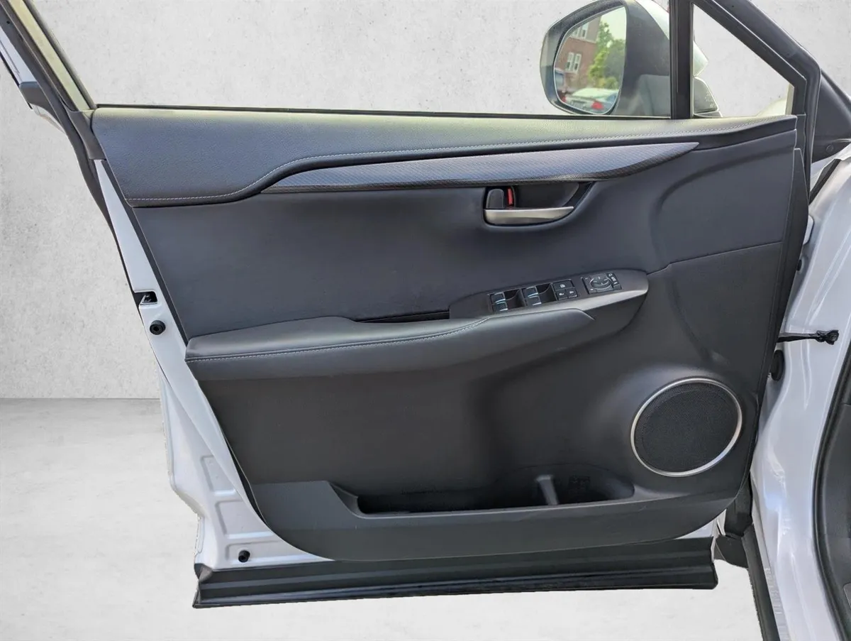 2021 Lexus NX NX 300 thumbnail 21