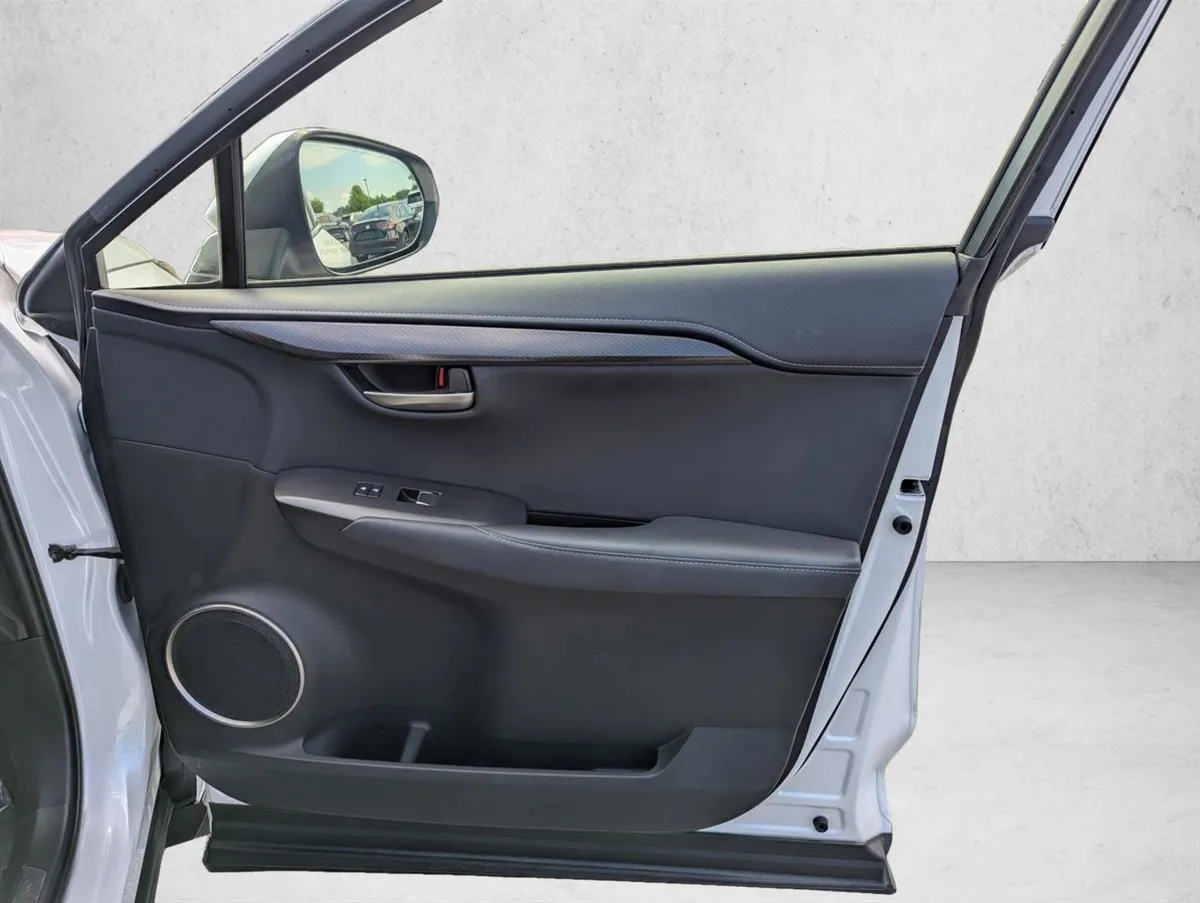 2021 Lexus NX NX 300 thumbnail 25