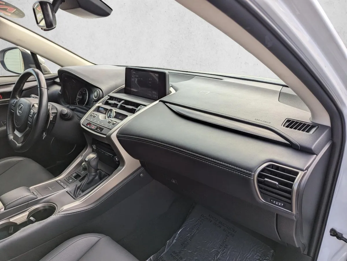 2021 Lexus NX NX 300 thumbnail 26