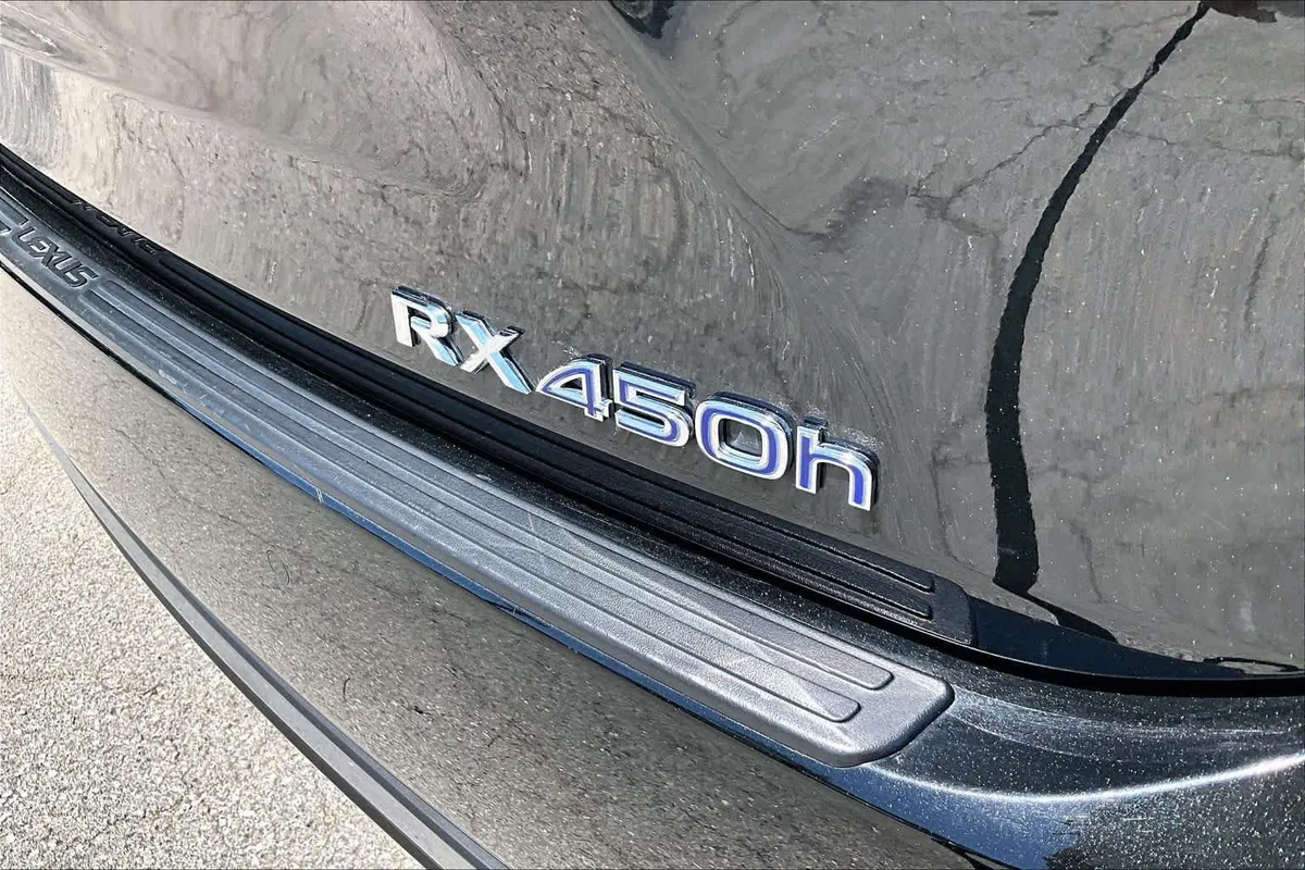 2021 Lexus RX 450h thumbnail 10