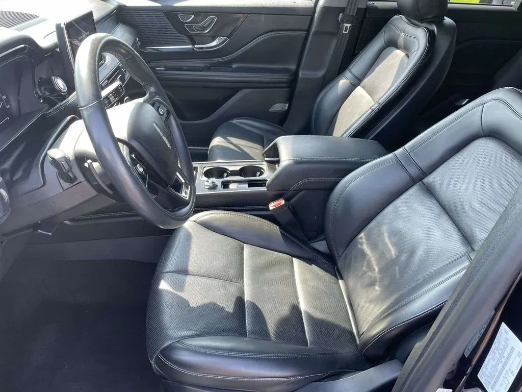 2021 Lincoln Corsair Standard thumbnail 13