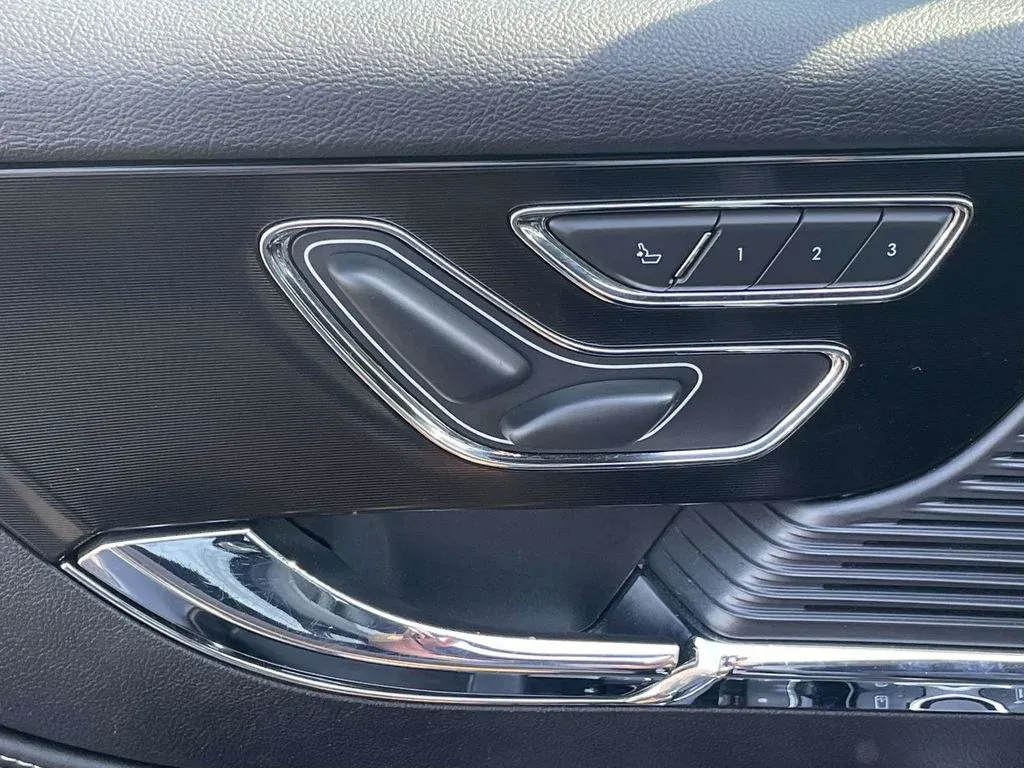 2021 Lincoln Corsair Standard thumbnail 14