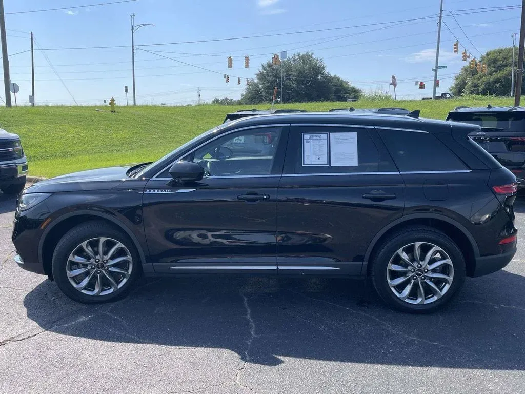 2021 Lincoln Corsair Standard thumbnail 6
