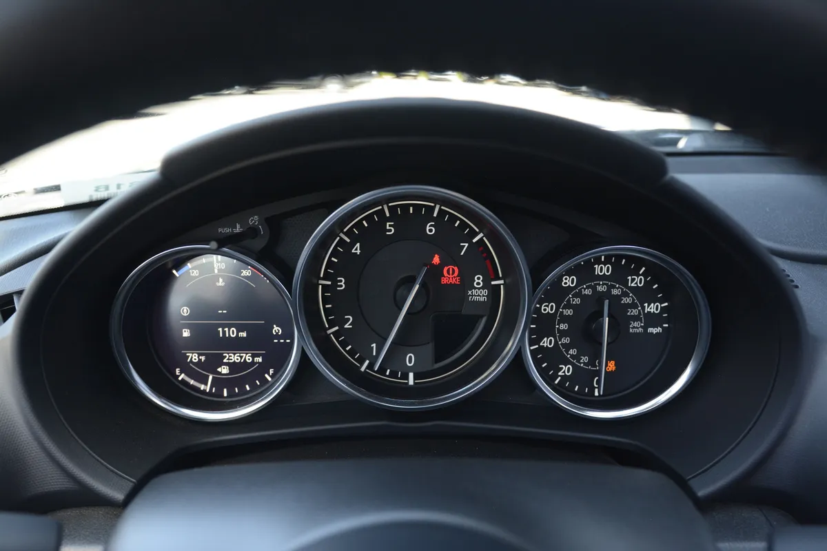 2021 Mazda MX-5 Miata Grand Touring thumbnail 17