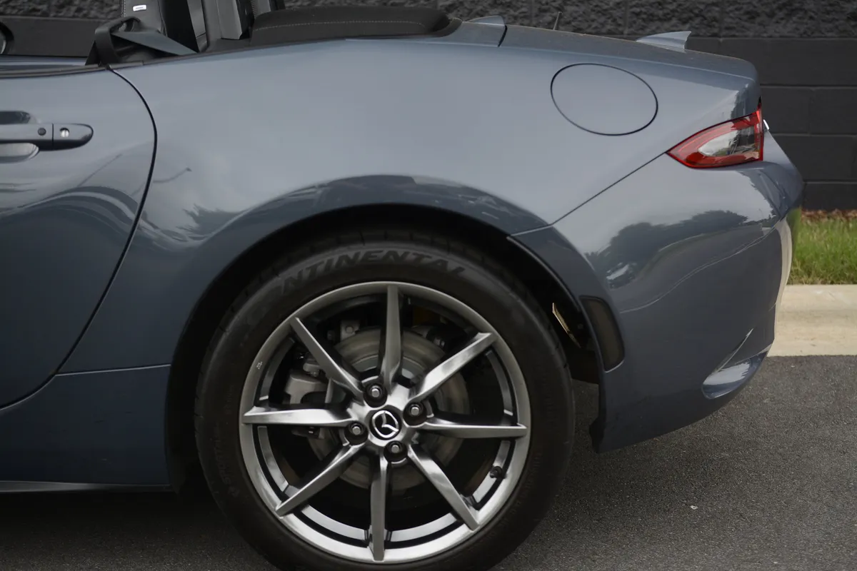 2021 Mazda MX-5 Miata Grand Touring thumbnail 32