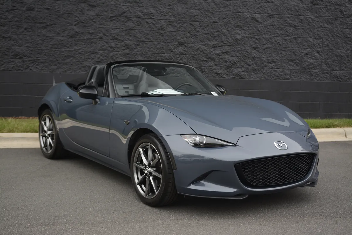 2021 Mazda MX-5 Miata Grand Touring thumbnail 9