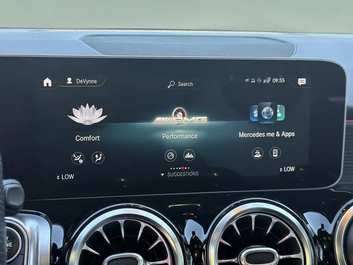 2021 Mercedes-Benz AMG GLB 35 4MATIC thumbnail 17