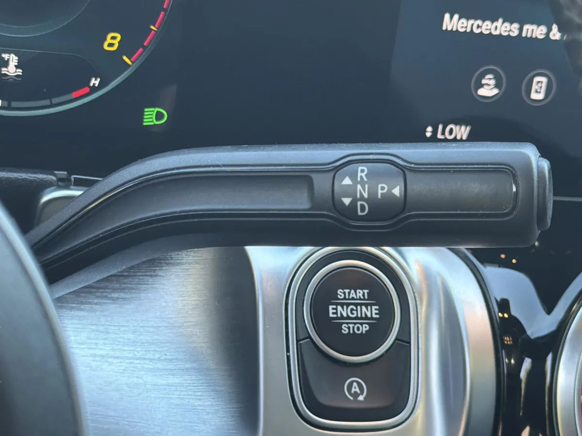 2021 Mercedes-Benz AMG GLB 35 4MATIC thumbnail 25