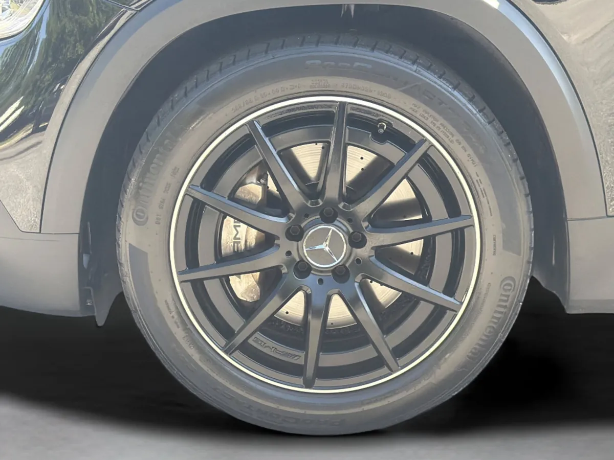 2021 Mercedes-Benz AMG GLB 35 4MATIC thumbnail 42