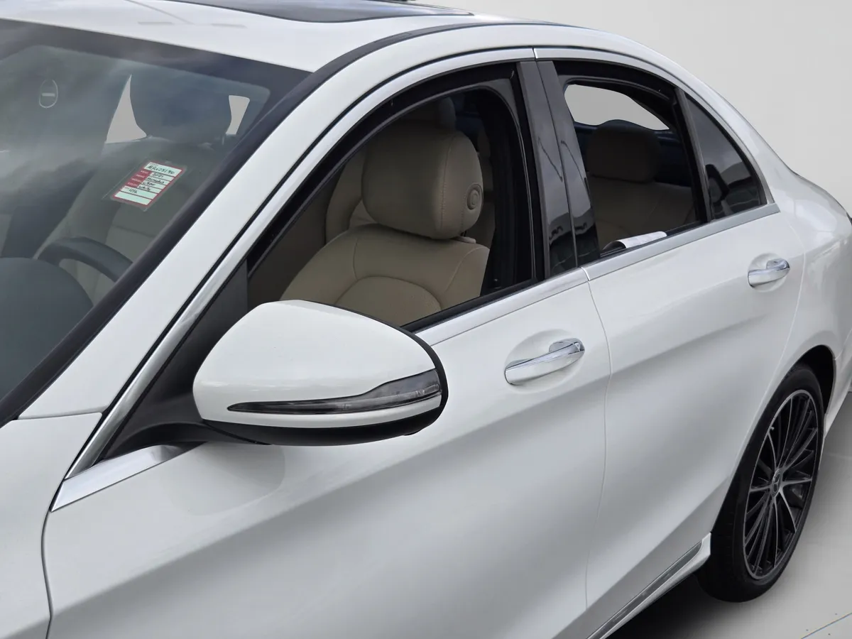 2021 Mercedes-Benz C-Class C 300 thumbnail 32