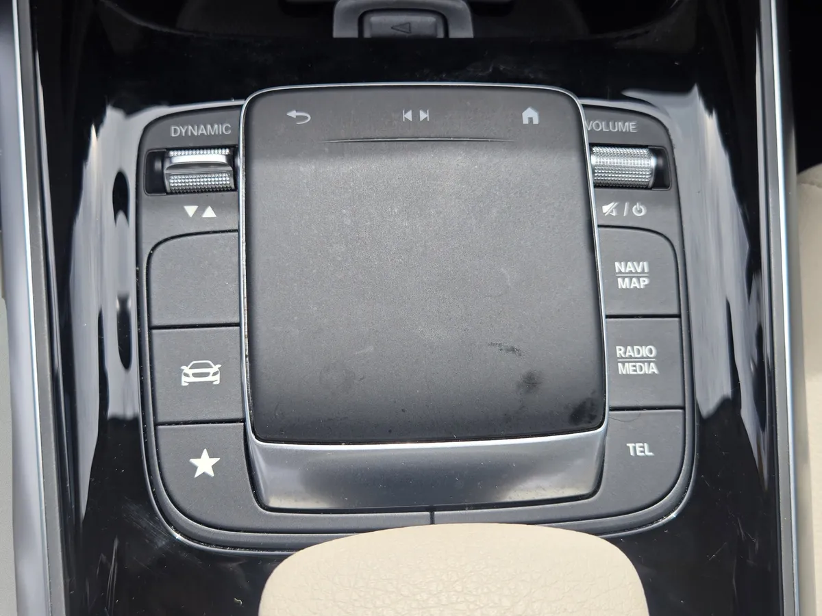 2021 Mercedes-Benz GLB 250 GLB 250 thumbnail 24