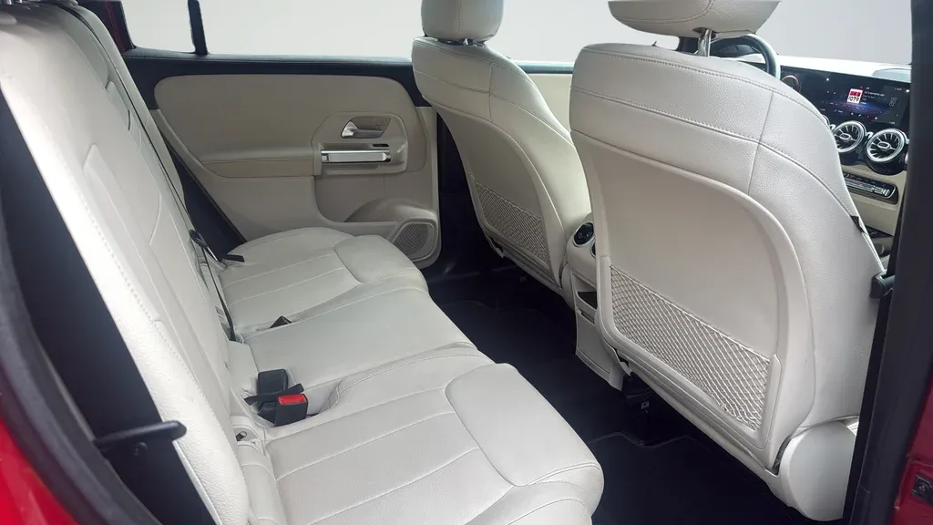 2021 Mercedes-Benz GLB GLB 250 thumbnail 20