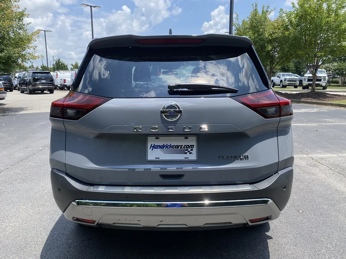 2021 Nissan Rogue Platinum thumbnail 7