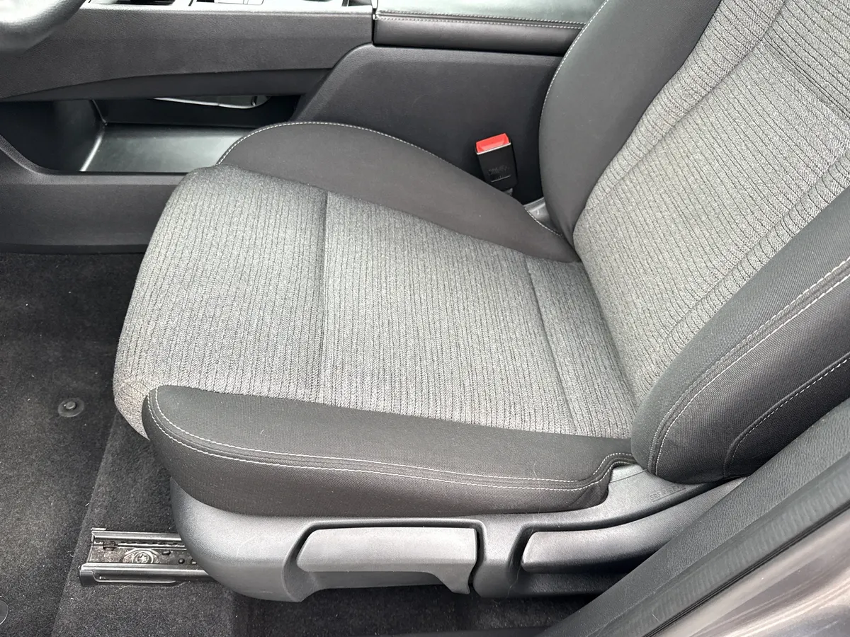 2021 Nissan Rogue S Intelligent AWD thumbnail 13