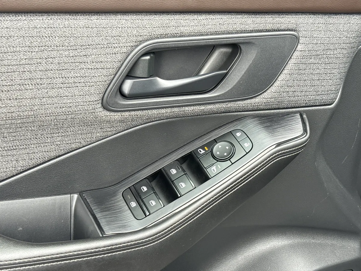 2021 Nissan Rogue S Intelligent AWD thumbnail 15