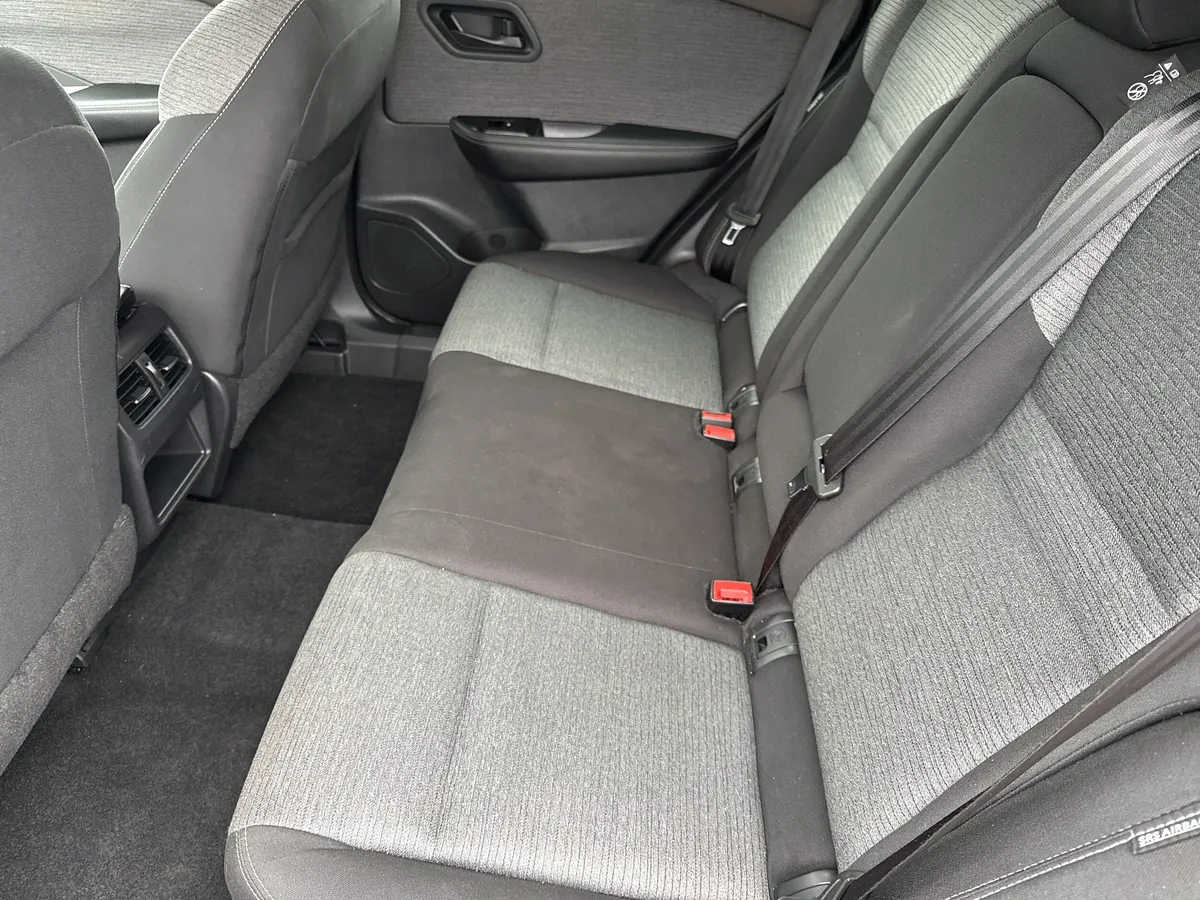 2021 Nissan Rogue S Intelligent AWD thumbnail 16