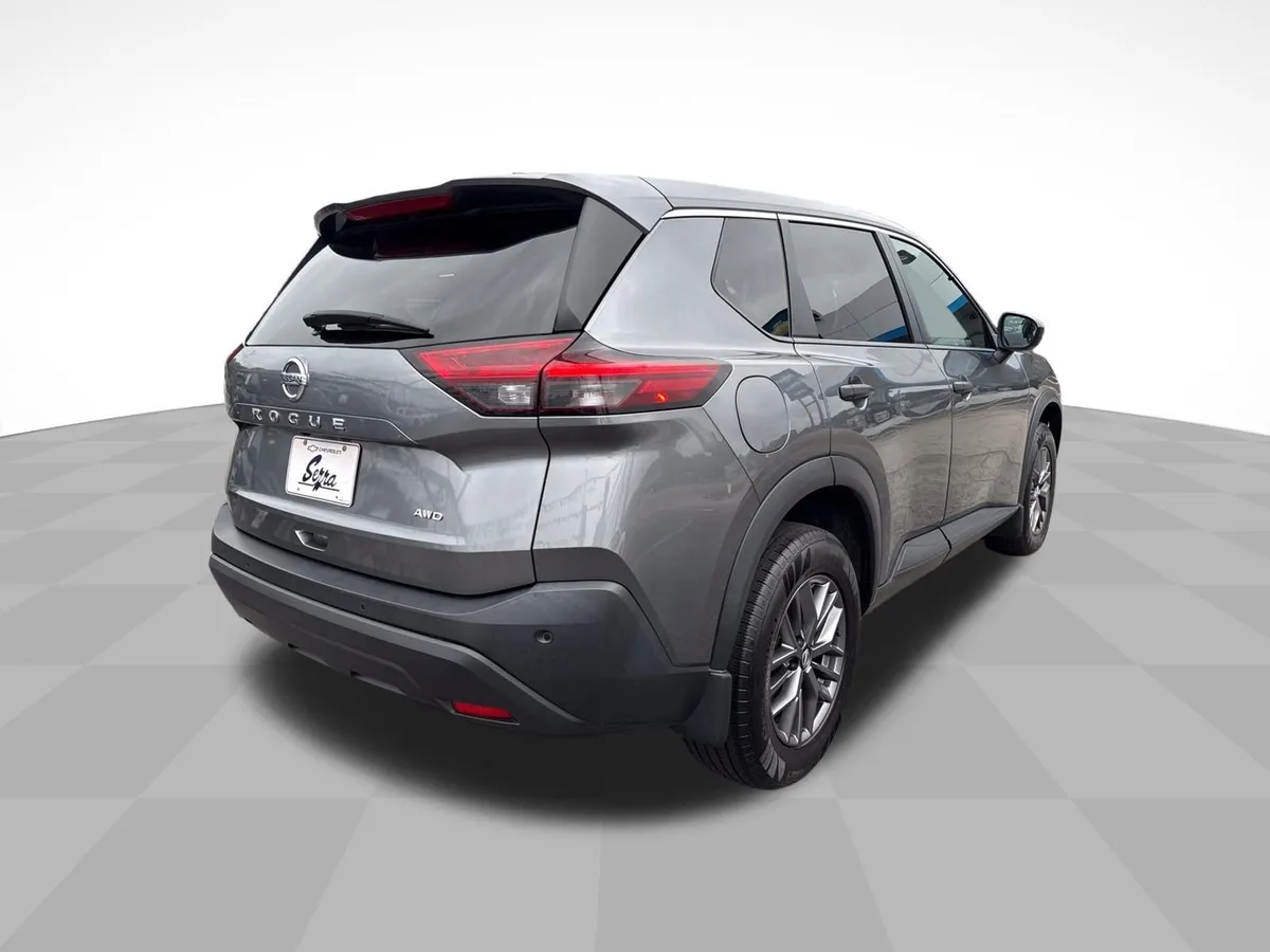 2021 Nissan Rogue S Intelligent AWD thumbnail 6