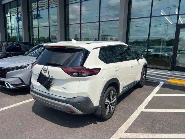 2021 Nissan Rogue SL thumbnail 8