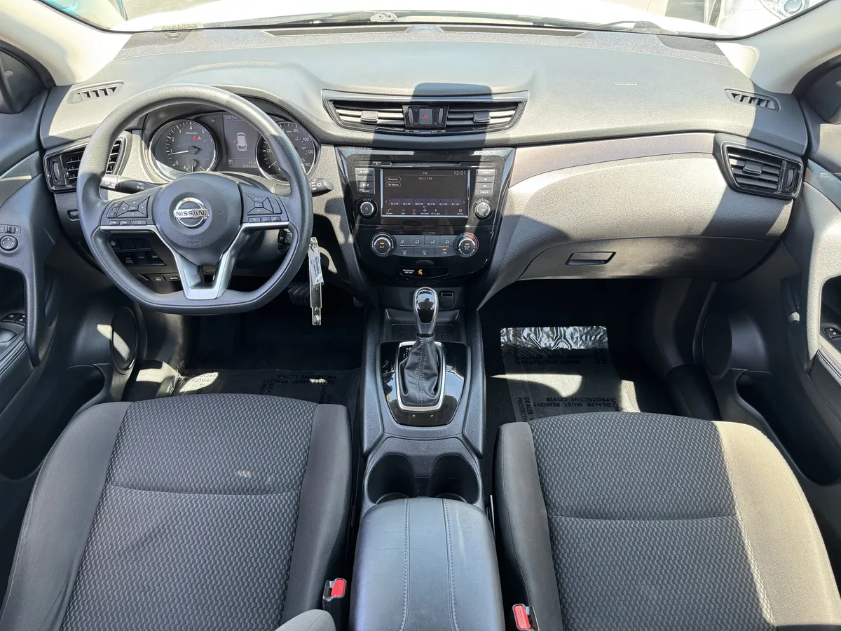 2021 Nissan Rogue Sport S thumbnail 28