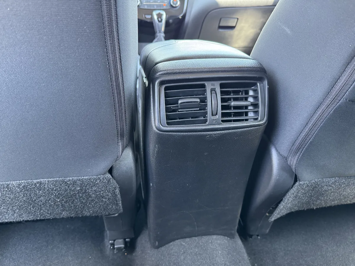 2021 Nissan Rogue Sport S thumbnail 29