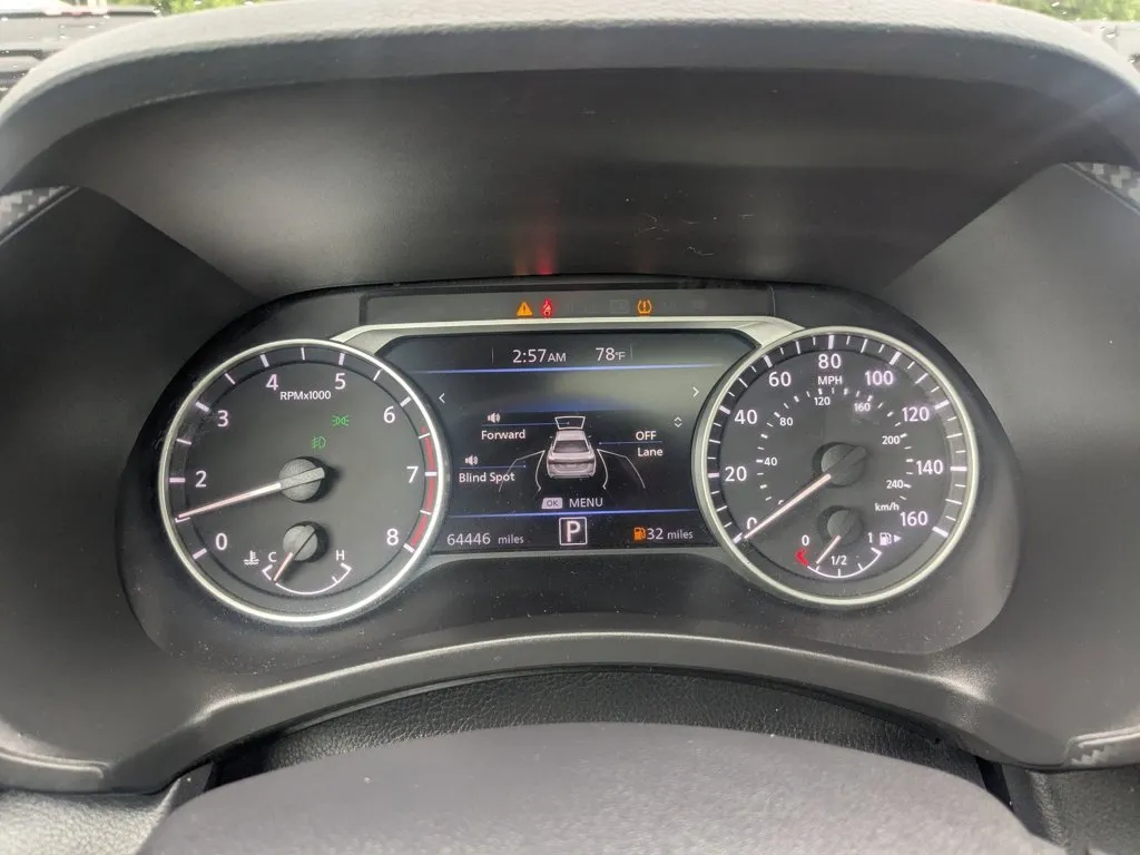 2021 Nissan Sentra SR thumbnail 16