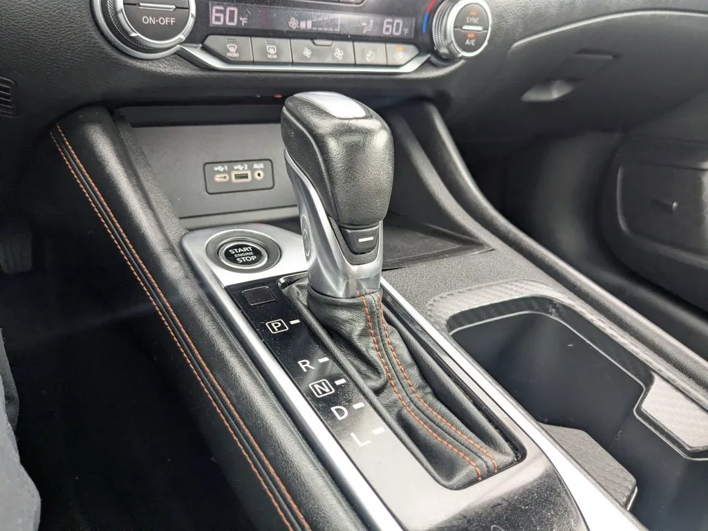 2021 Nissan Sentra SR thumbnail 19
