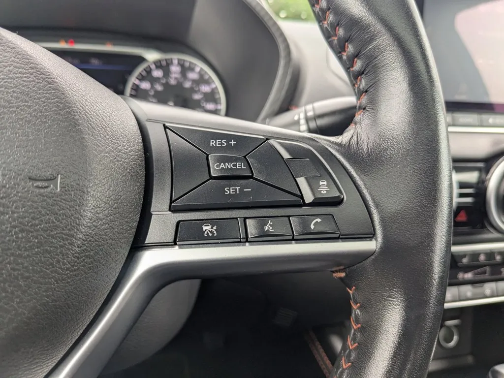 2021 Nissan Sentra SR thumbnail 23