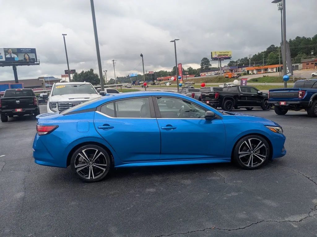 2021 Nissan Sentra SR thumbnail 4