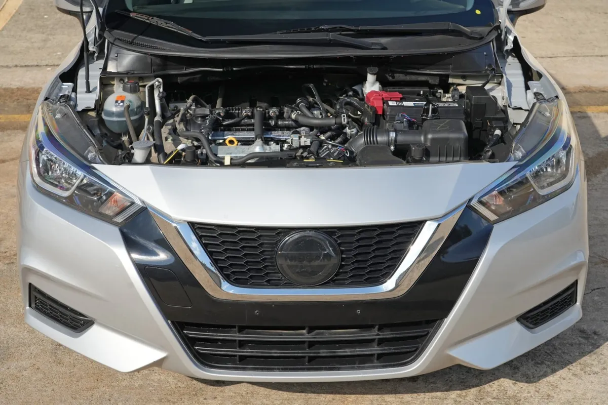 2021 Nissan Versa SV thumbnail 7