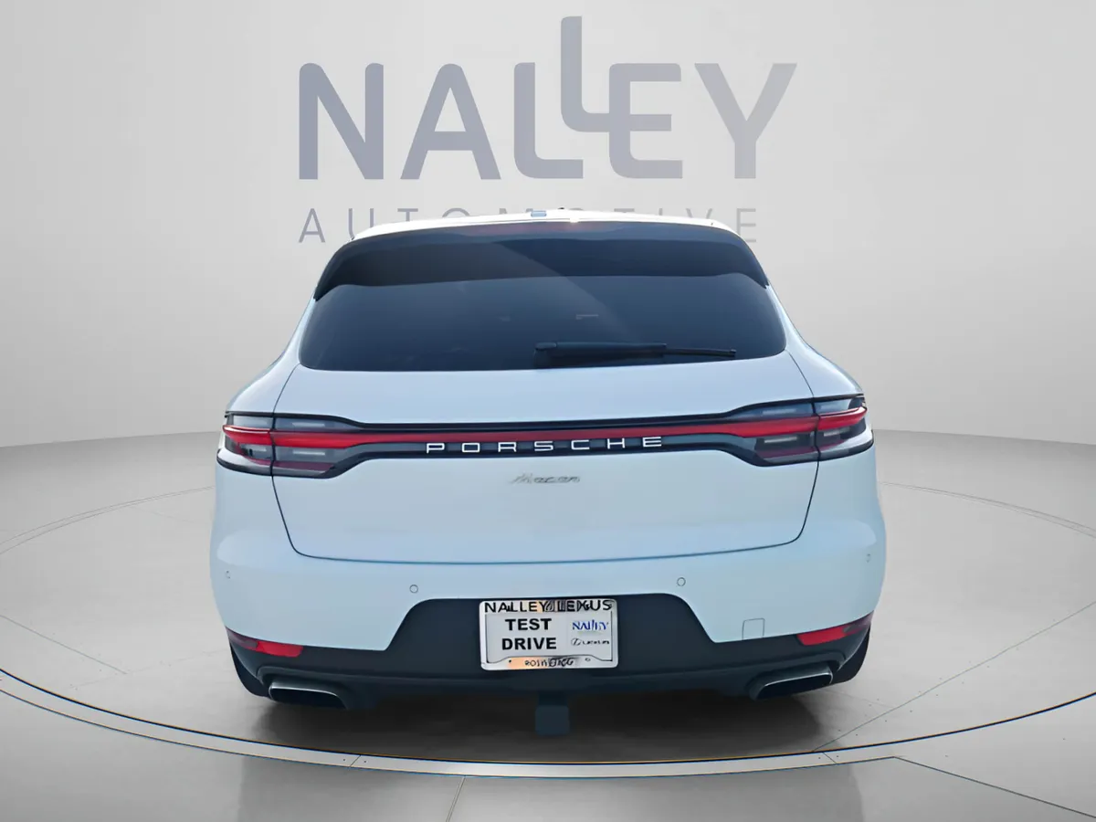 2021 Porsche Macan Base thumbnail 5