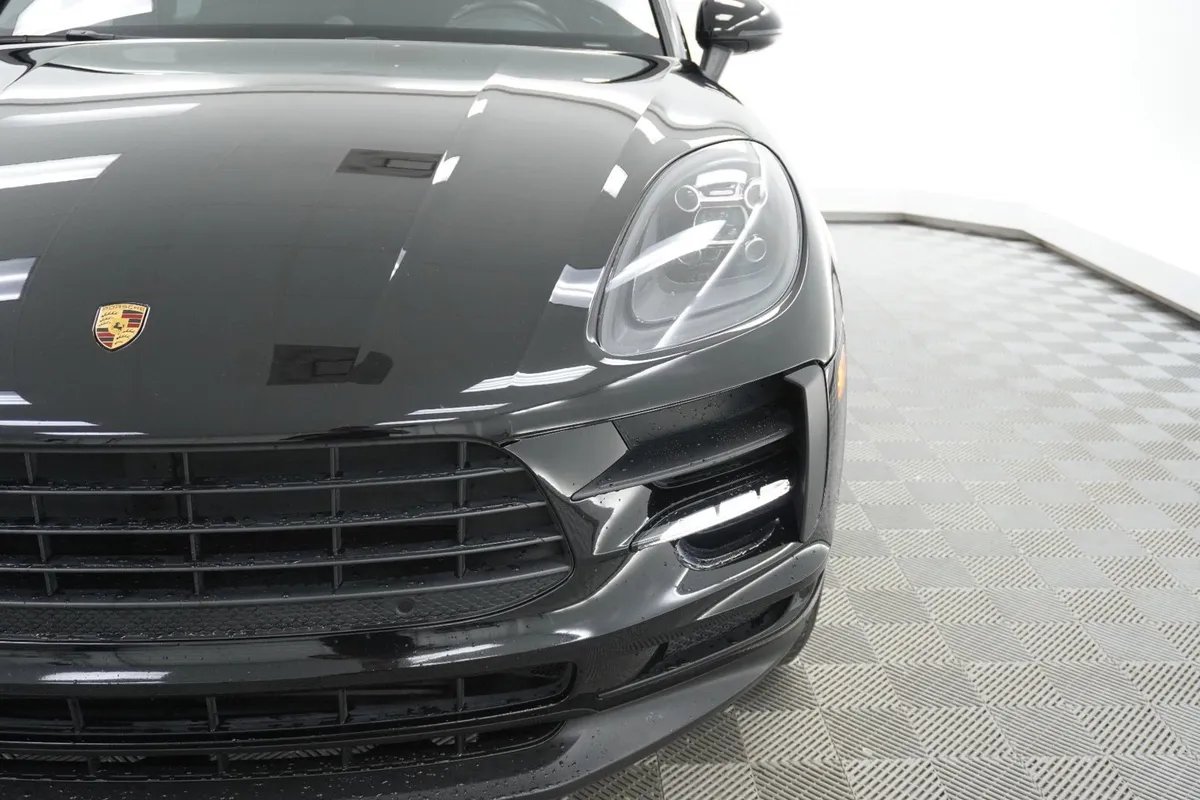 2021 Porsche Macan thumbnail 29