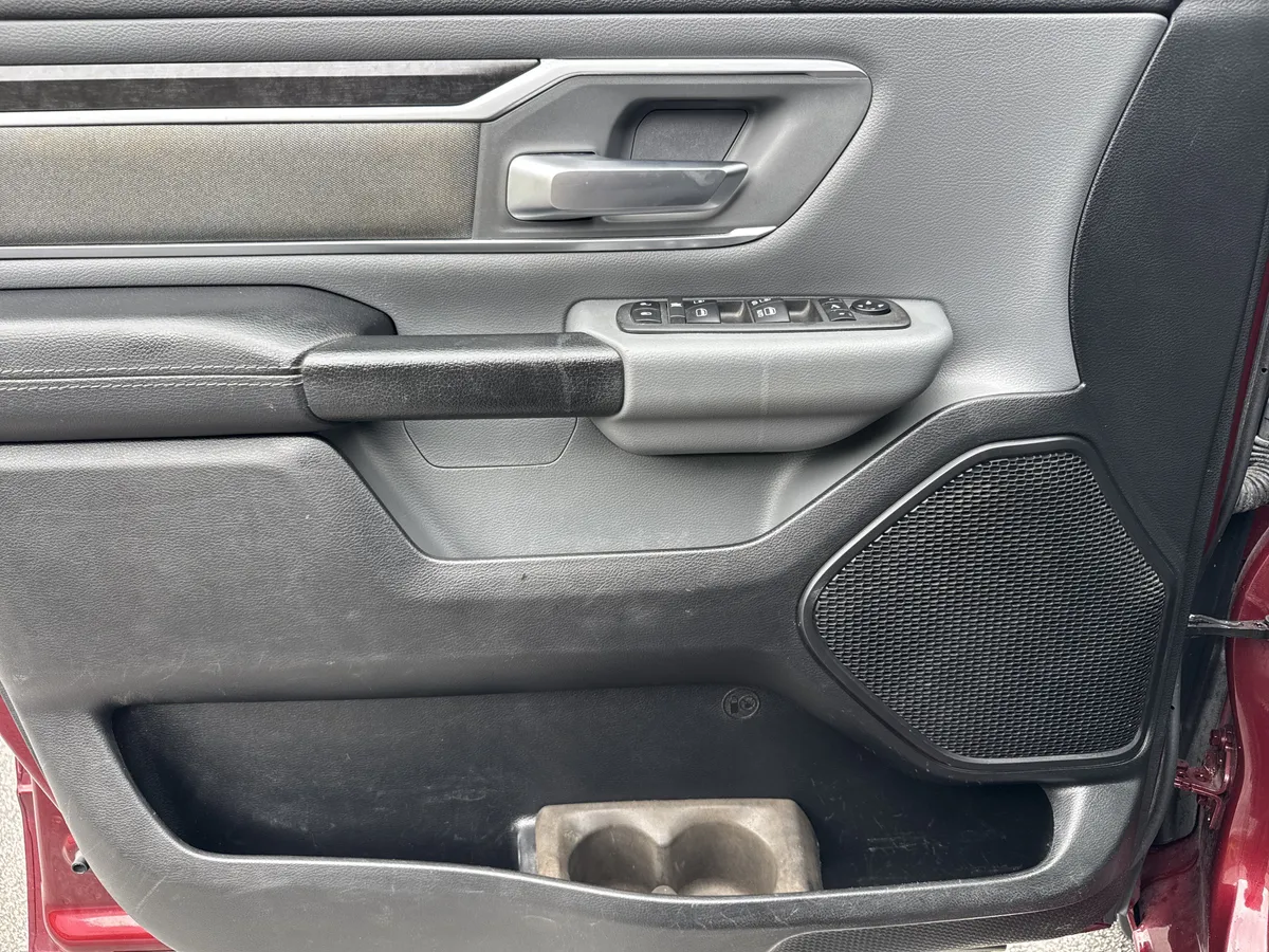 2021 Ram 1500 Big Horn thumbnail 12