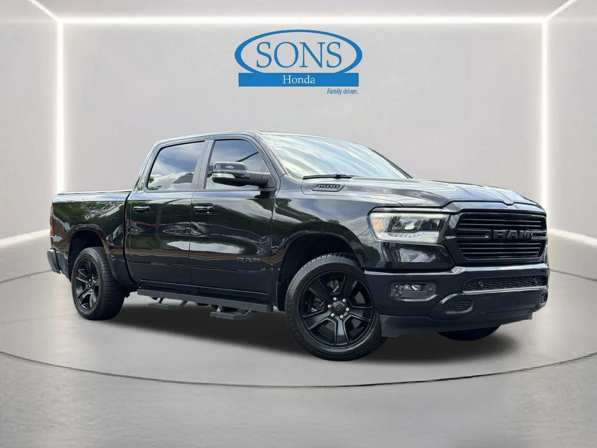 2021 Ram 1500 Big Horn thumbnail 2