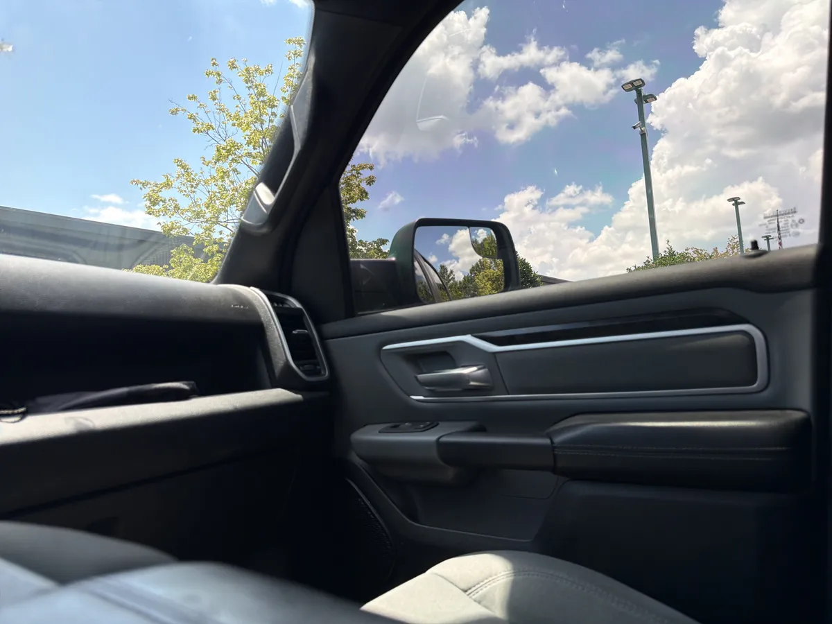 2021 Ram 1500 Big Horn thumbnail 17