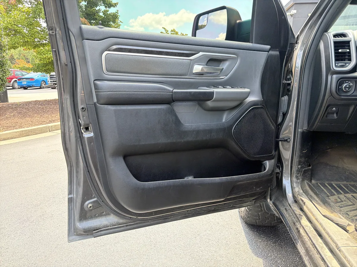 2021 Ram 1500 Big Horn thumbnail 19