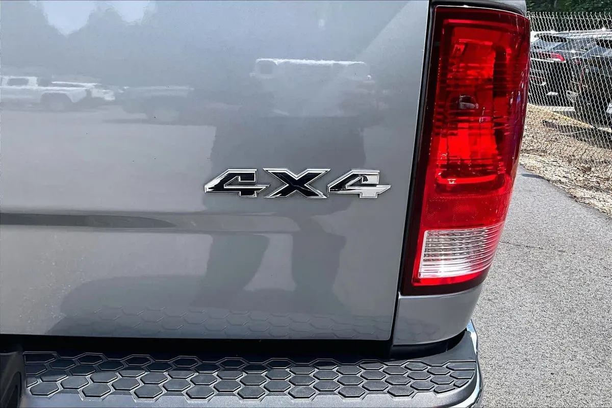2021 Ram 1500 Classic Tradesman thumbnail 10