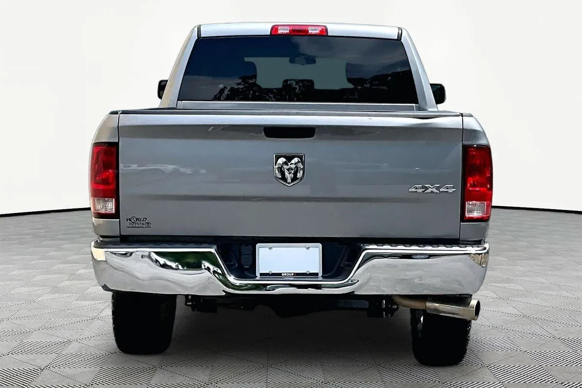2021 Ram 1500 Classic Tradesman thumbnail 5