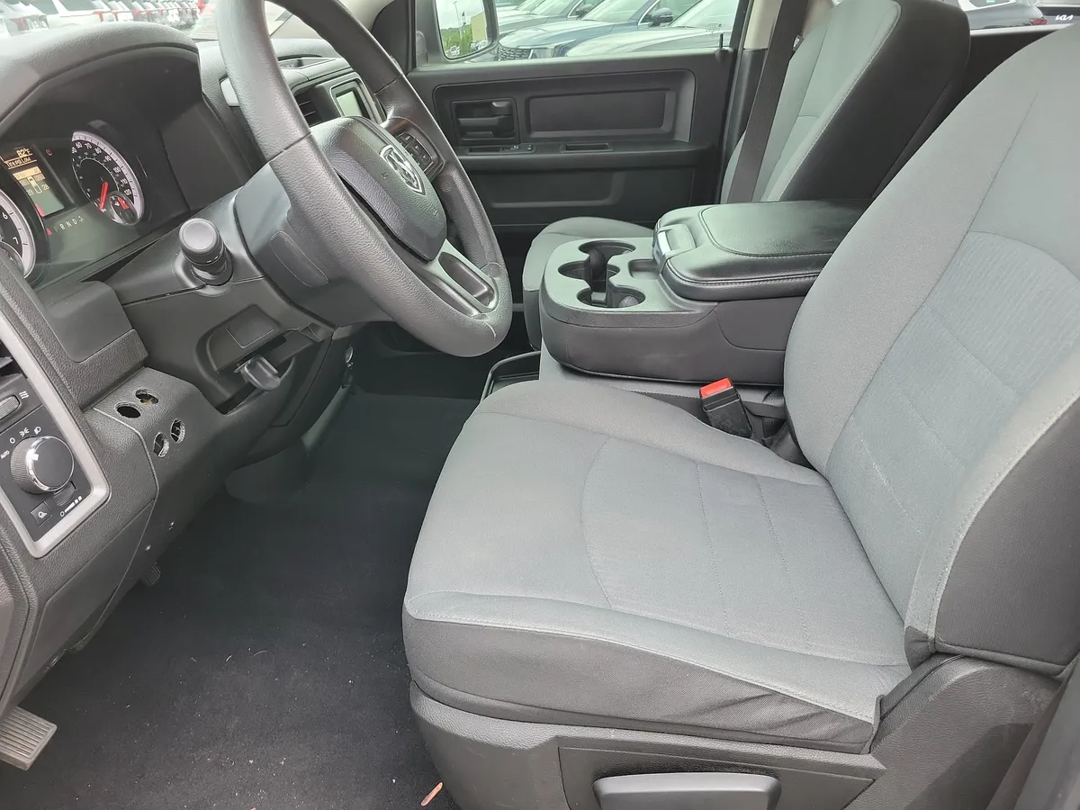2021 Ram 1500 Classic Tradesman thumbnail 10
