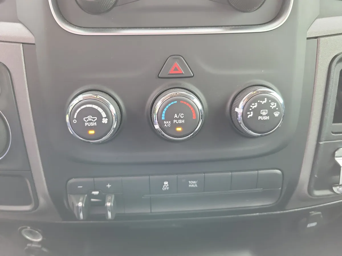 2021 Ram 1500 Classic Tradesman thumbnail 19