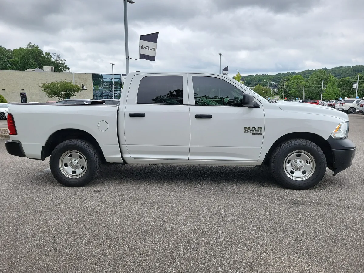 2021 Ram 1500 Classic Tradesman thumbnail 6