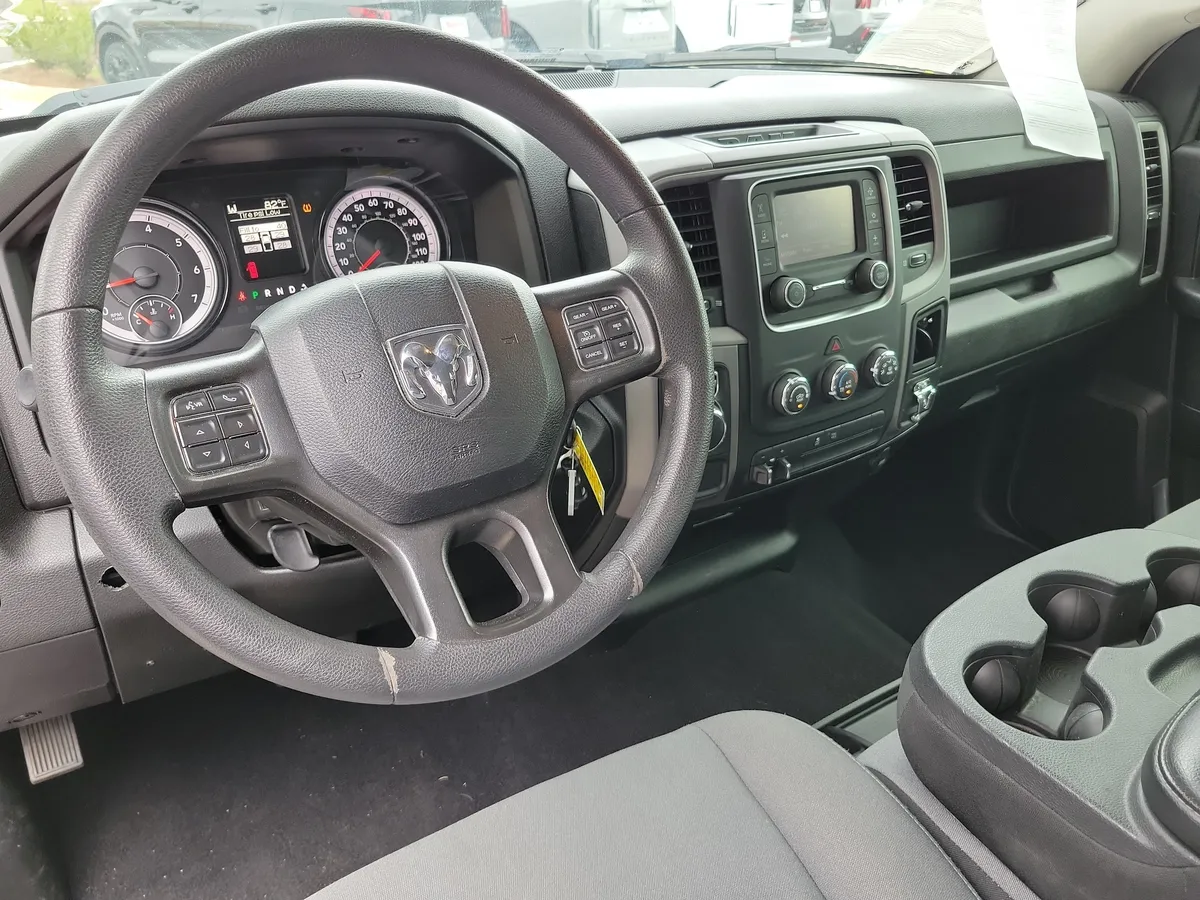 2021 Ram 1500 Classic Tradesman thumbnail 9