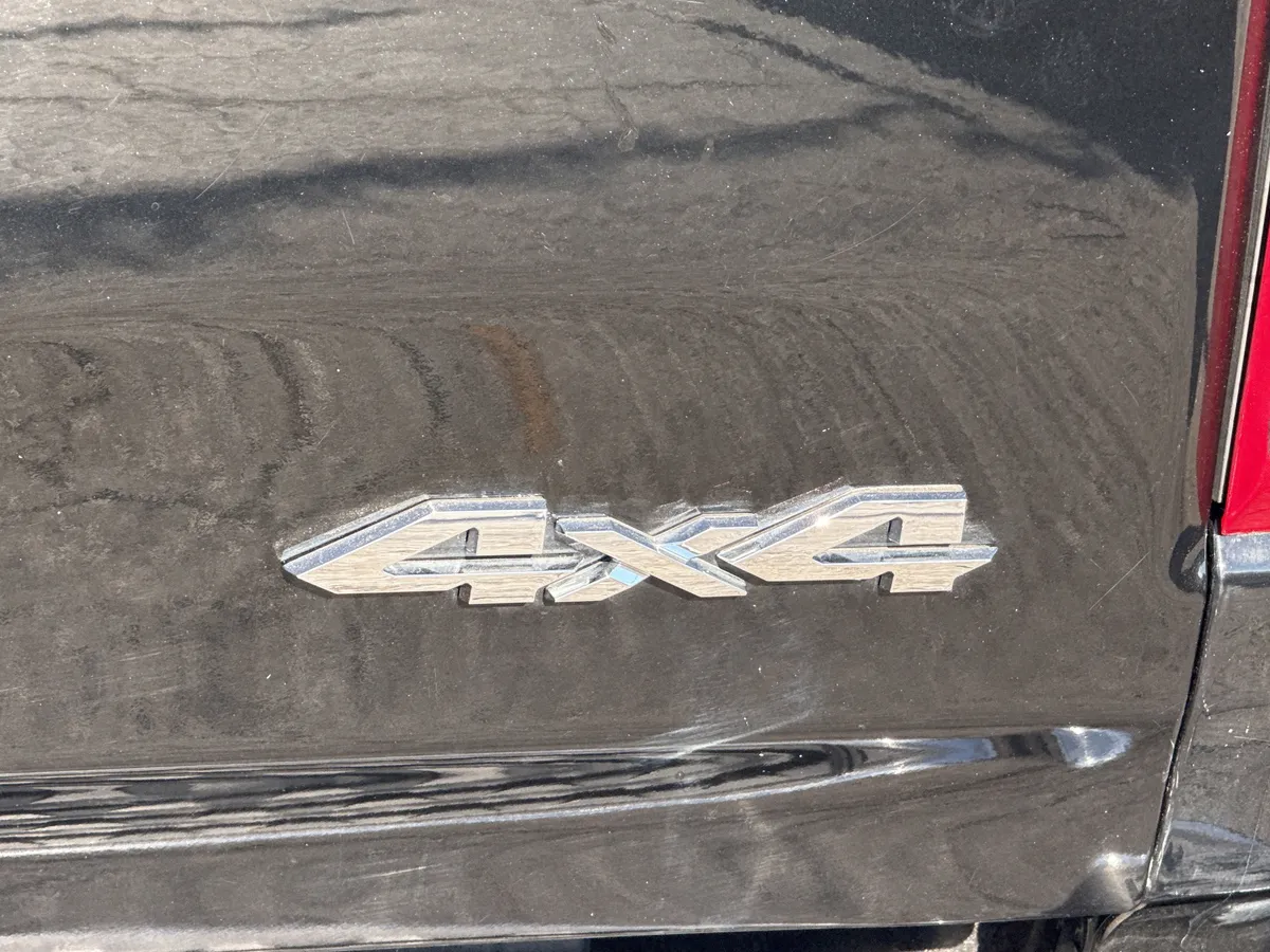 2021 Ram 1500 Laramie thumbnail 11