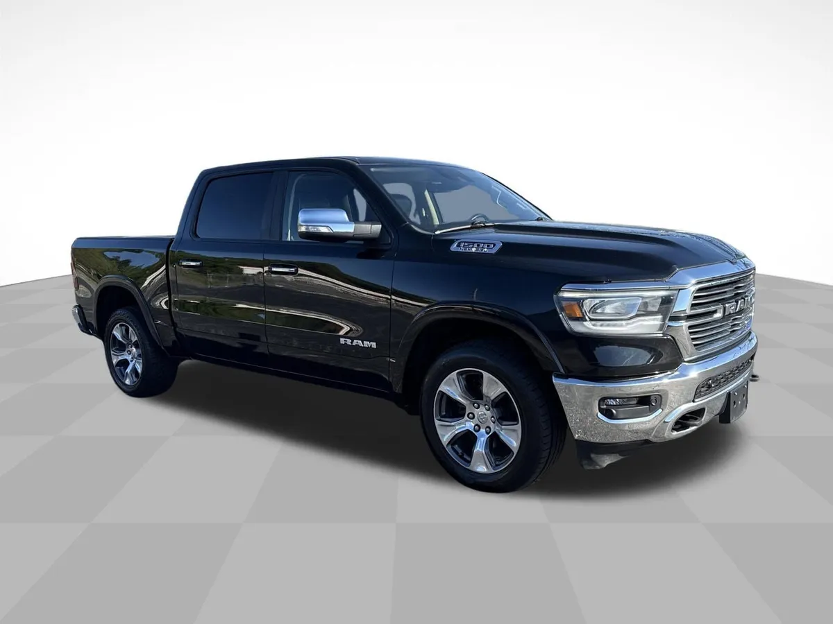 2021 Ram 1500 Laramie thumbnail 3