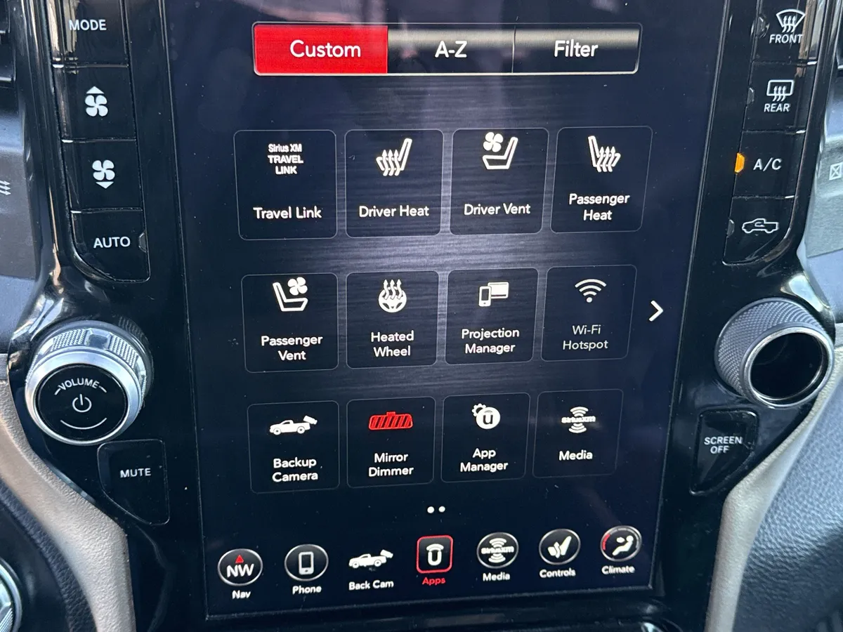 2021 Ram 1500 Laramie thumbnail 32