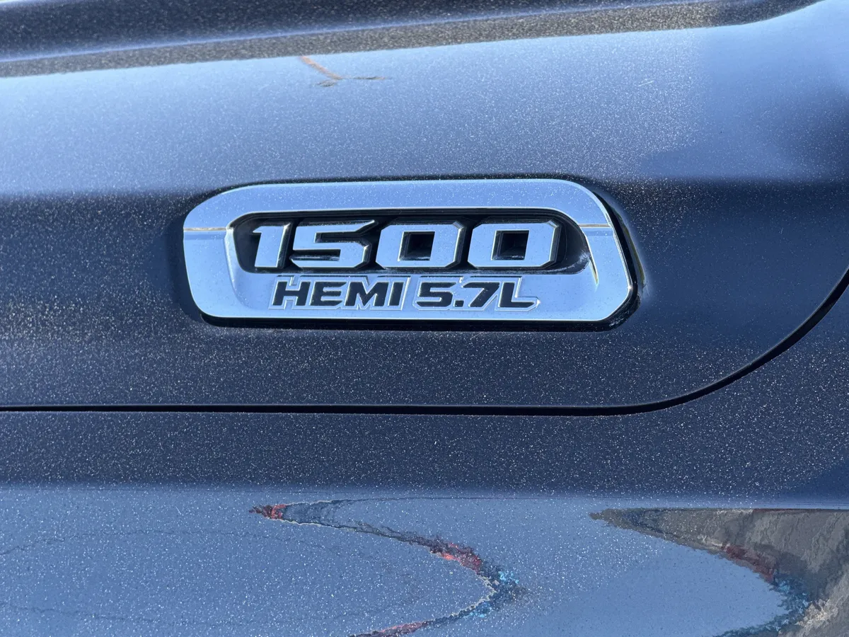 2021 Ram 1500 Laramie thumbnail 6