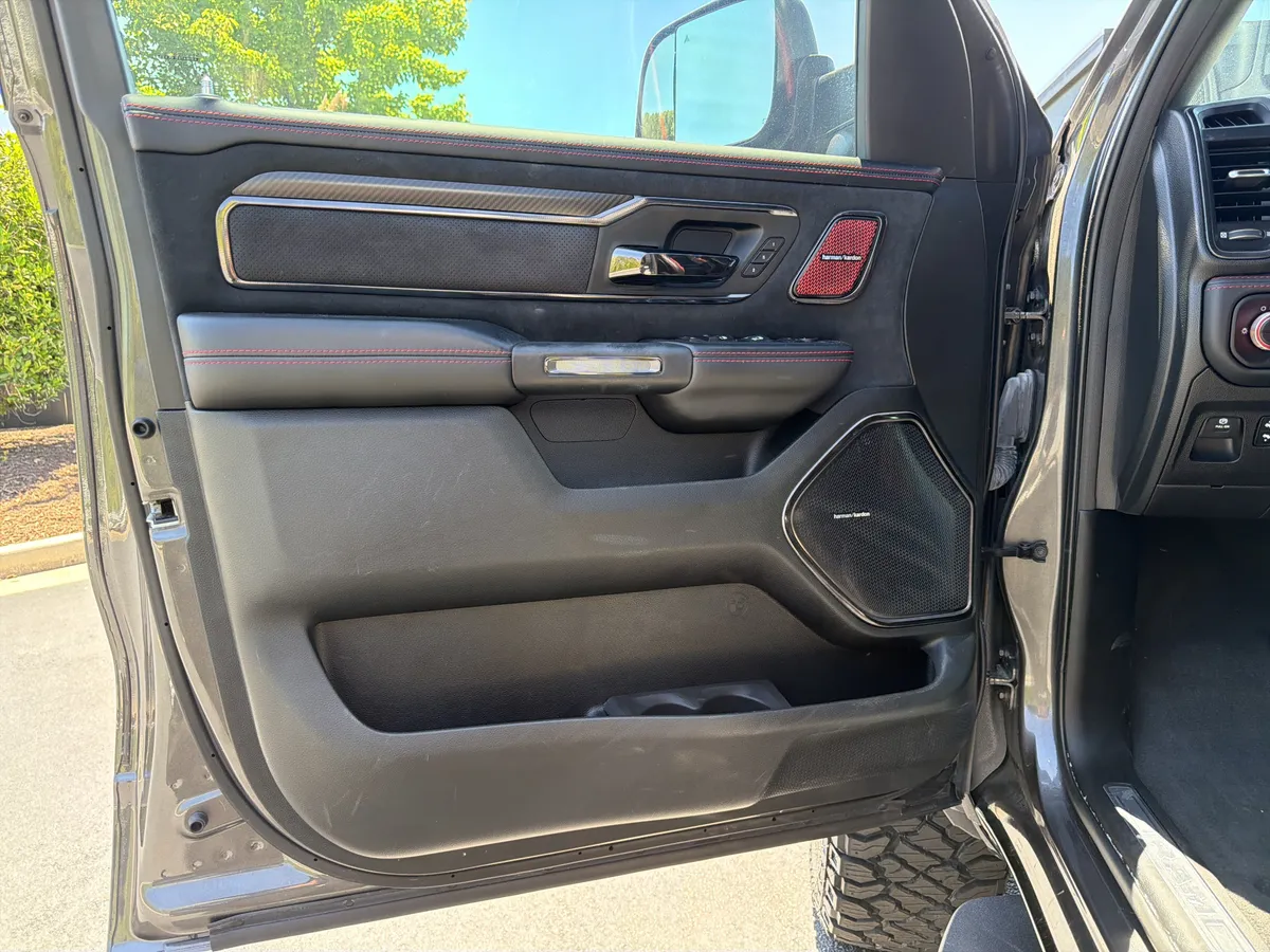 2021 Ram 1500 TRX thumbnail 23