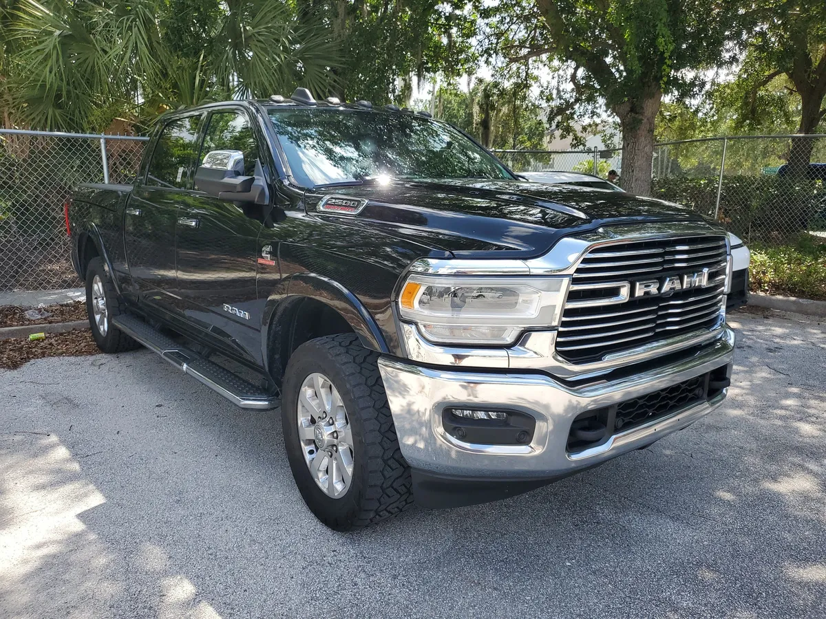 2021 Ram 2500 Laramie thumbnail 2