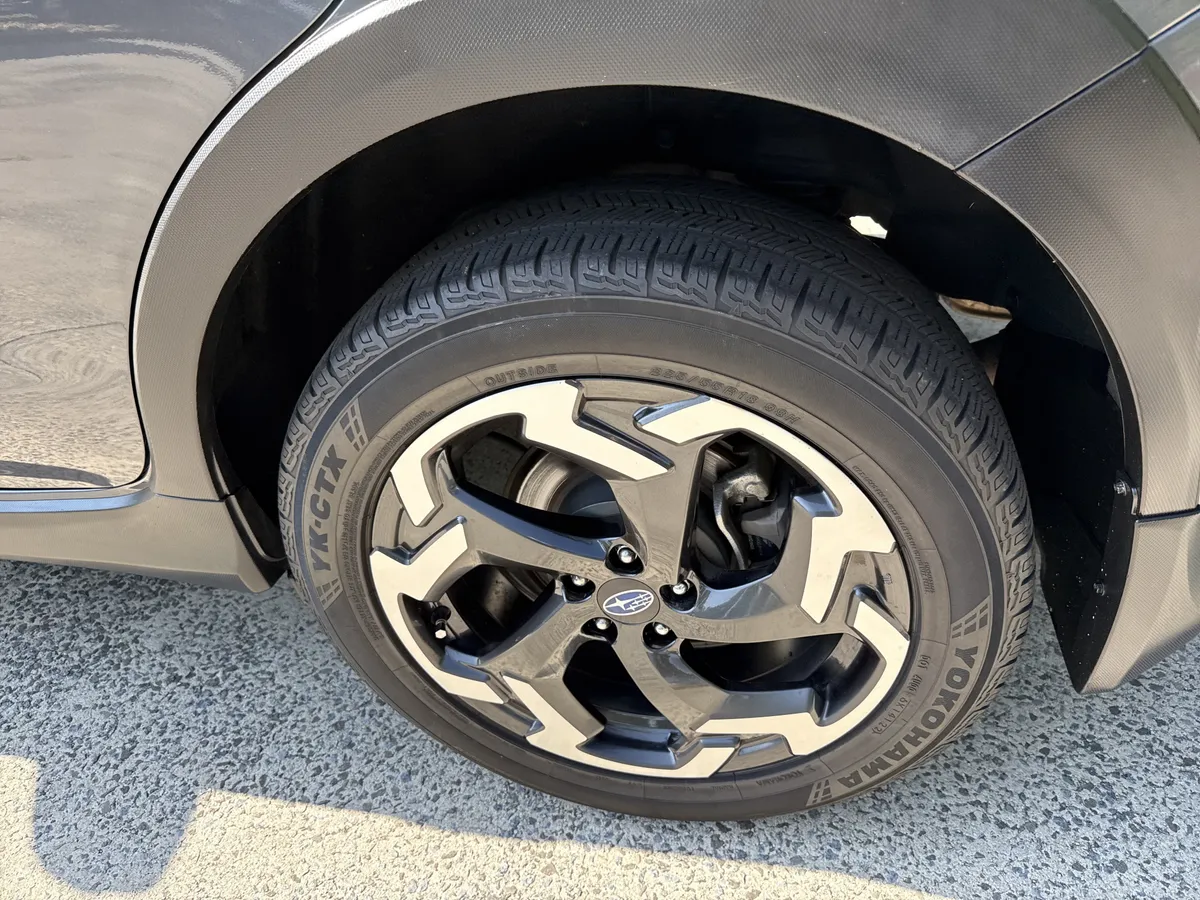 2021 Subaru Crosstrek Limited thumbnail 4